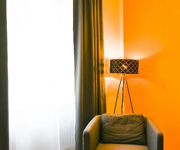 Elegant Westbahnhof Daire