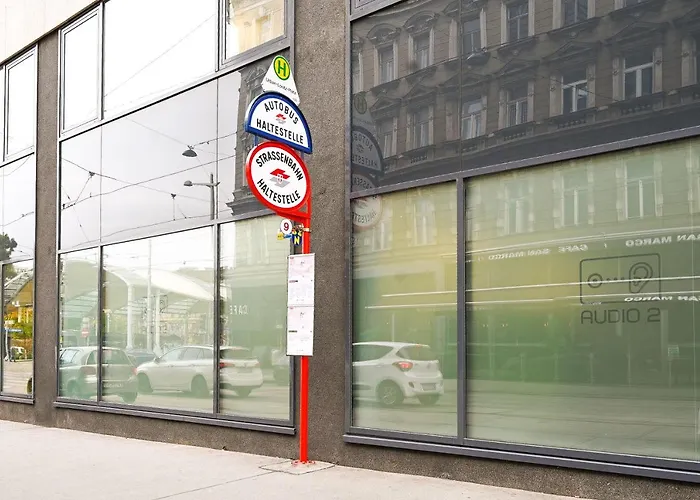 Elegant Westbahnhof