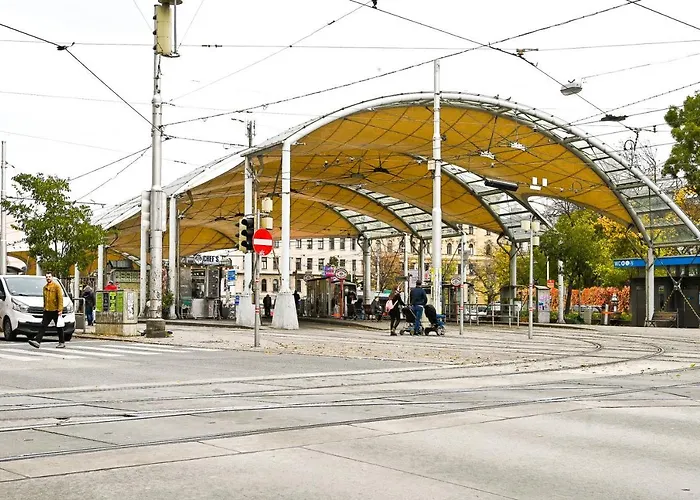 Daire Elegant Westbahnhof Viyana